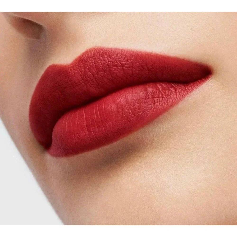 D & G Dolce and Gabbana My Comfy Matte Rich Color & Hydration Lip Stylo MY 1004